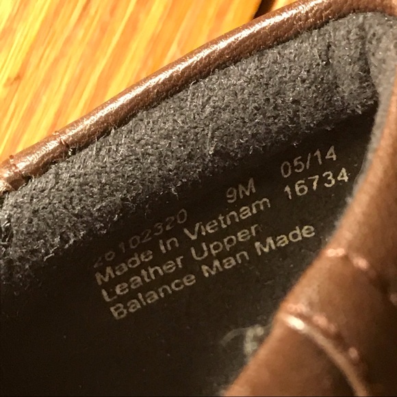 Clark’s Chocolate Brown Leather Flats, EUC, 9 - Picture 6 of 10